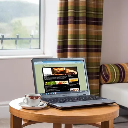 Parkside Hotell 3*