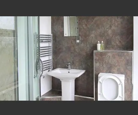 Parkside Hotell 3*